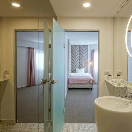 فندق Filitti Boutique 4*