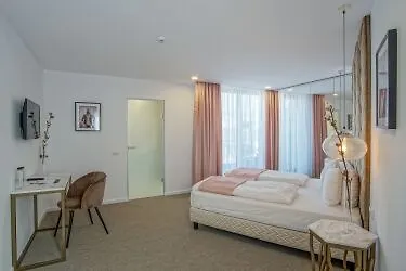 Filitti Boutique Hotell 4*